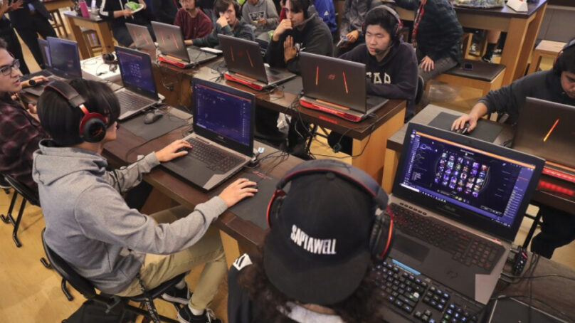 Japón abrirá una escuela dedicada a los eSports